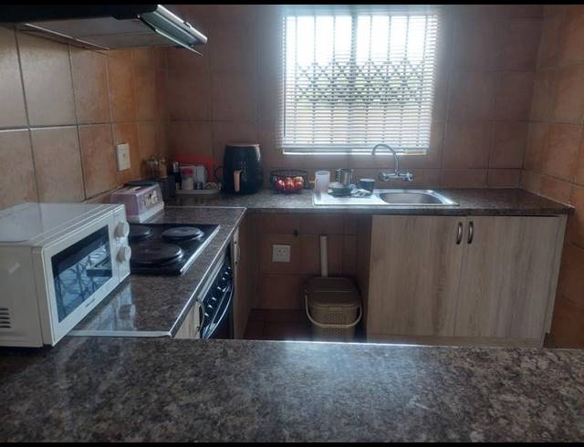 2 BEDROOM APARTMENT FOR SALE IN GREENHILLS EXT 3